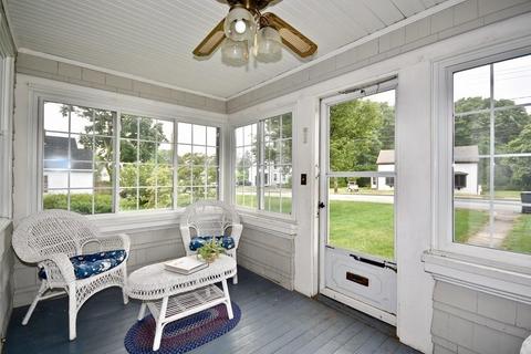 64 Gibbs Ave, Wareham, MA 02571 photo 2
