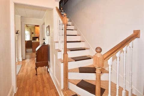 64 Gibbs Ave, Wareham, MA 02571 photo 9