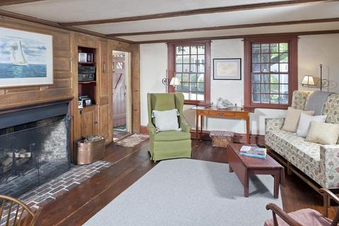 8 Pond St, Hingham, MA 02043 photo 13