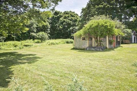 8 Pond St, Hingham, MA 02043 photo 7