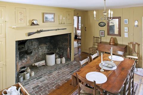8 Pond St, Hingham, MA 02043 photo 11