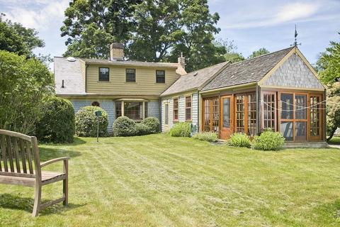8 Pond St, Hingham, MA 02043 photo 5
