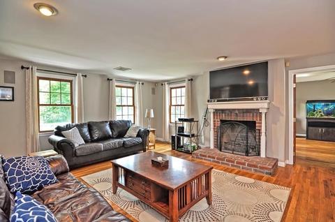 133 Britton Cir, Raynham, MA 02767 photo 13