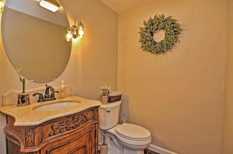 133 Britton Cir, Raynham, MA 02767 photo 14