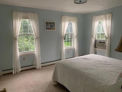 2 Railroad Ave, Upton, MA 01568 photo 18