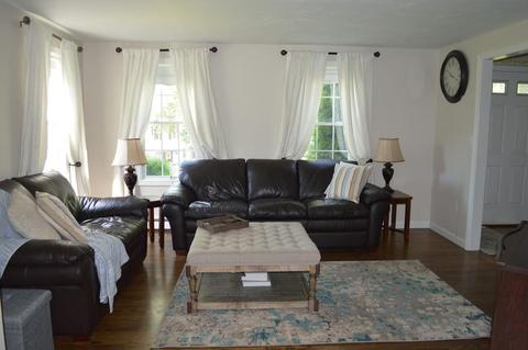 2 Railroad Ave, Upton, MA 01568 photo 1