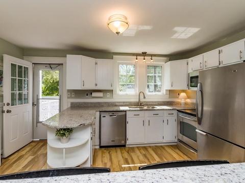 59 Edwin Rd, Waltham, MA 02453 photo 6