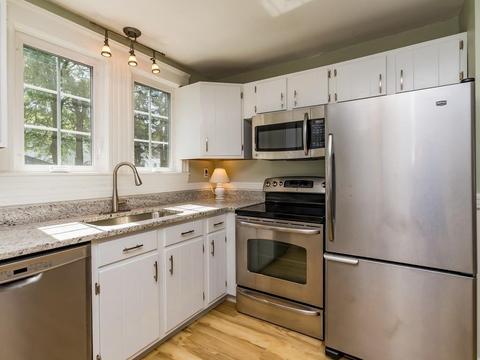 59 Edwin Rd, Waltham, MA 02453 photo 5