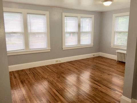 89 Haskin St, Springfield, MA 01109 photo 6
