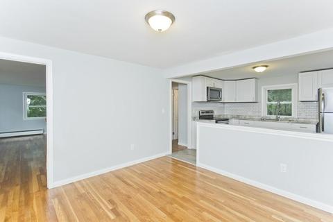 65 Dubois St, Springfield, MA 01151 photo 16
