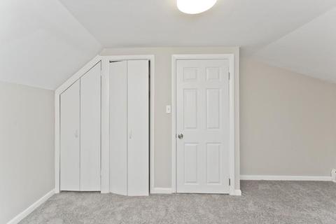 65 Dubois St, Springfield, MA 01151 photo 24