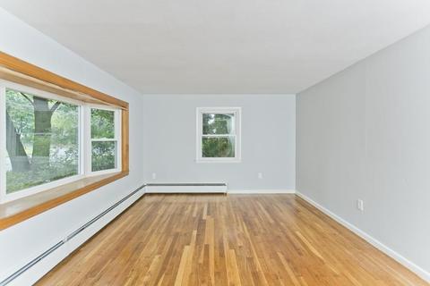 65 Dubois St, Springfield, MA 01151 photo 6