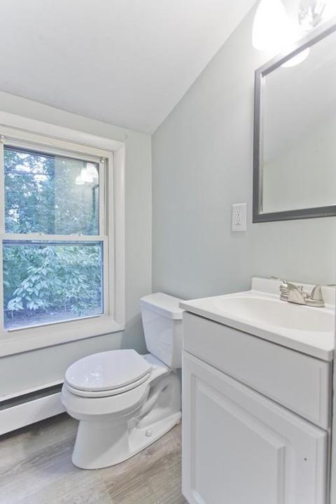 65 Dubois St, Springfield, MA 01151 photo 13