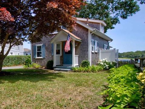 7 Reynolds Ave, Wareham, MA 02571 photo 1