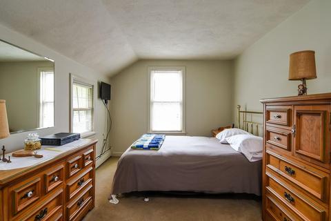 111 South St, Upton, MA 01568 photo 15