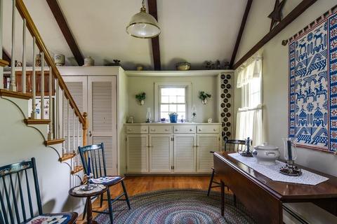 111 South St, Upton, MA 01568 photo 7