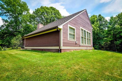 111 South St, Upton, MA 01568 photo 25