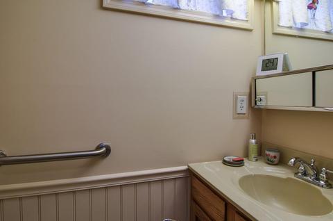 111 South St, Upton, MA 01568 photo 19