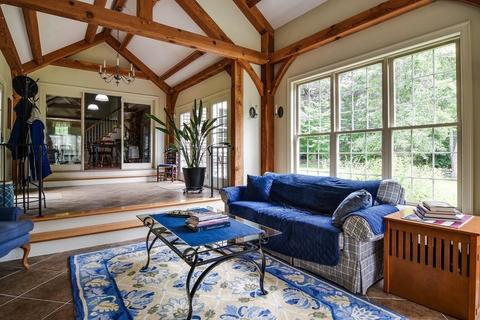 111 South St, Upton, MA 01568 photo 11