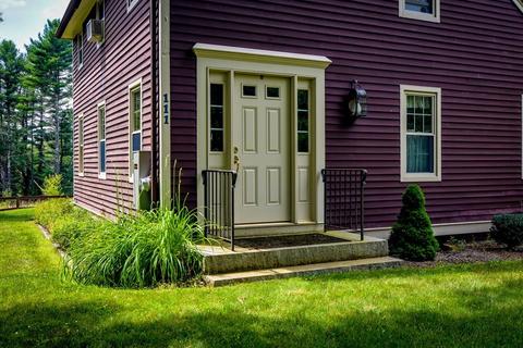 111 South St, Upton, MA 01568 photo 2