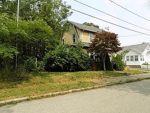 318 Doherty St, Fall River, MA 02720 photo 2