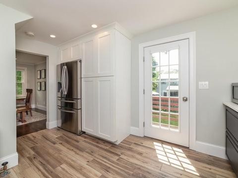 7 Conant Rd, Brookline, MA 02467 photo 3