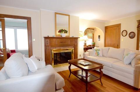 85 Wayne St, Springfield, MA 01118 photo 4