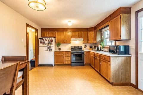 140 Mazarin St, Springfield, MA 01151 photo 16