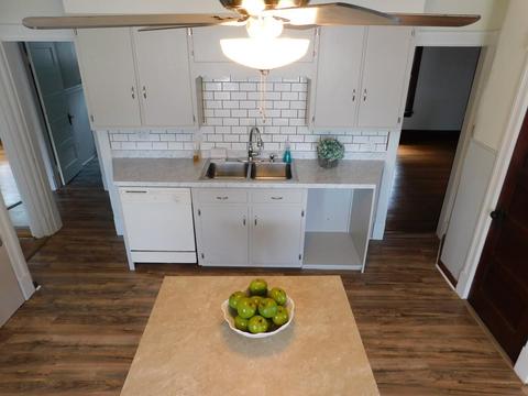 46 Maple St, Chicopee, MA 01020 photo 12