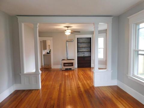 46 Maple St, Chicopee, MA 01020 photo 6