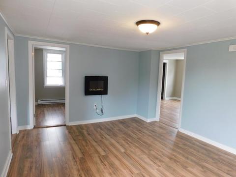 46 Maple St, Chicopee, MA 01020 photo 15
