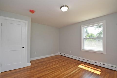 7 Pine St, Ayer, MA 01432 photo 11