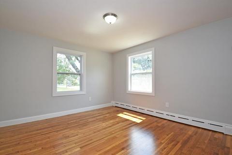 7 Pine St, Ayer, MA 01432 photo 8