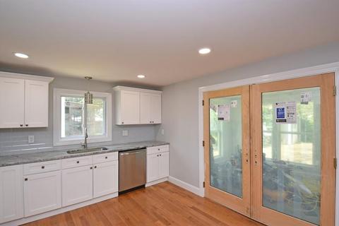 7 Pine St, Ayer, MA 01432 photo 6