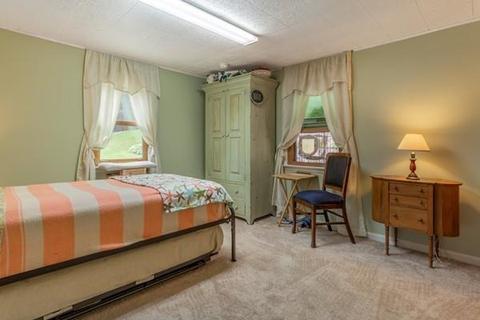 8 Becker Cir, Gloucester, MA 01930 photo 16