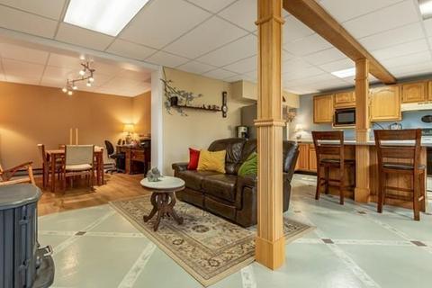 8 Becker Cir, Gloucester, MA 01930 photo 10