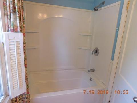 669 Allen St, Springfield, MA 01118 photo 23