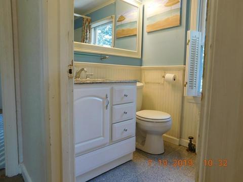 669 Allen St, Springfield, MA 01118 photo 22