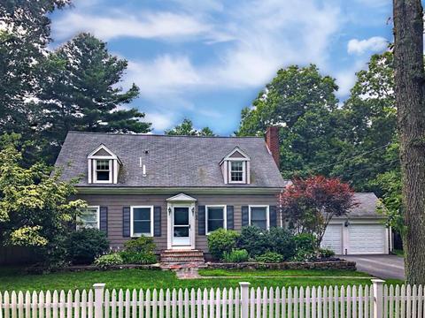 1 Burnham Rd, Dover, MA 02030 photo 1