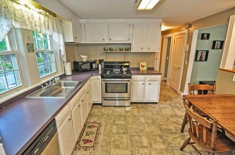 88 Massachusetts Ave, Walpole, MA 02081 photo 13