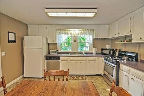 88 Massachusetts Ave, Walpole, MA 02081 photo 14