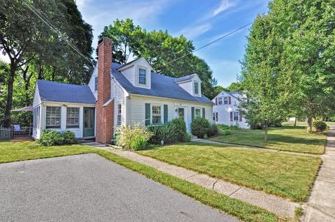 88 Massachusetts Ave, Walpole, MA 02081 photo 1