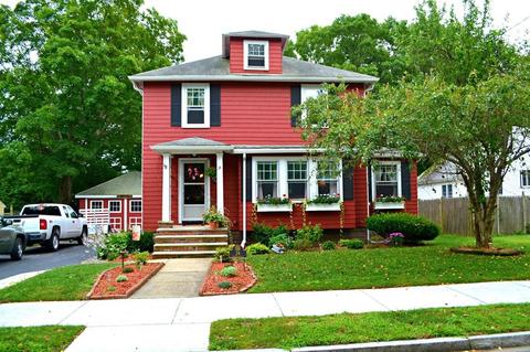 24 Eastern Ave, Wakefield, MA 01880 photo 2