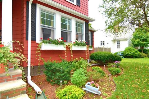 24 Eastern Ave, Wakefield, MA 01880 photo 3