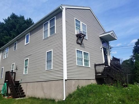 36 Upland St, Worcester, MA 01607 photo 2