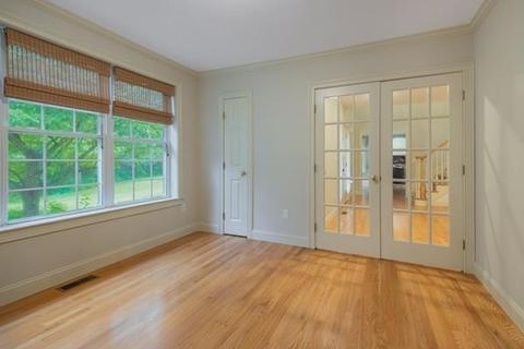 7 Red Fox Rd, North Hampton, NH 03862 photo 5