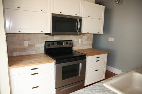 458 Grattan St, Chicopee, MA 01020 photo 2