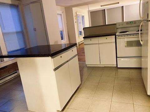 458 Grattan St, Chicopee, MA 01020 photo 7