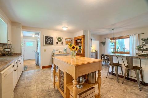 82 High St, Gardner, MA 01440 photo 14