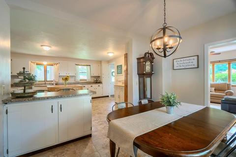 82 High St, Gardner, MA 01440 photo 10
